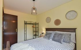 Clerigos Old Town Apartment